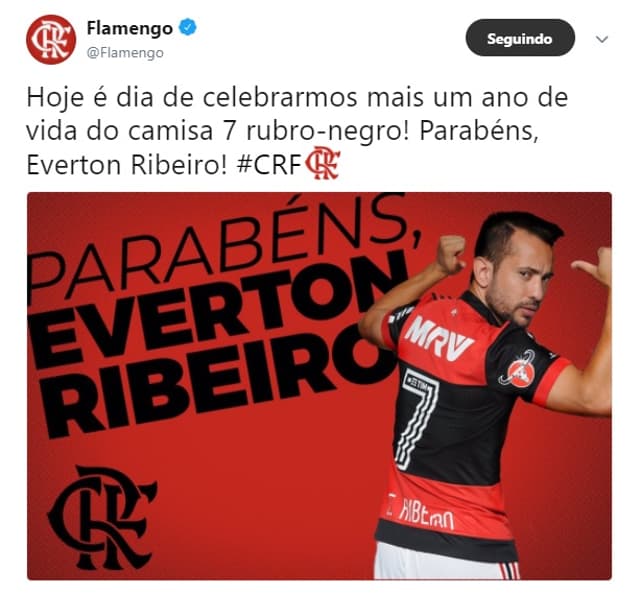 Flamengo parabeniza Éverton Ribeiro pelo aniversário