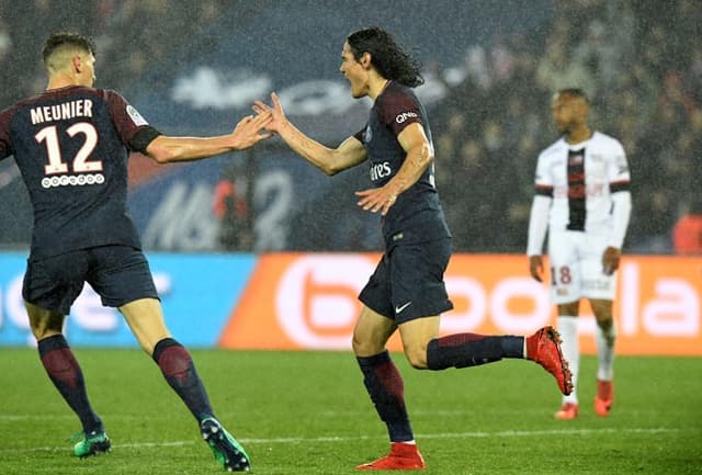 Meunier e Cavani - PSG x Guingamp