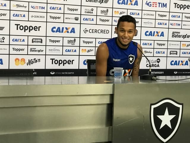 Gilson - Botafogo