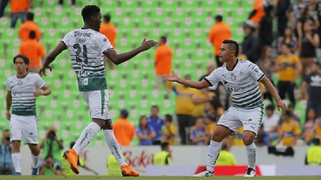 Santos Laguna eliminou o Tigres vencendo em casa por 2 a 0