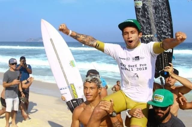 surfista campeão