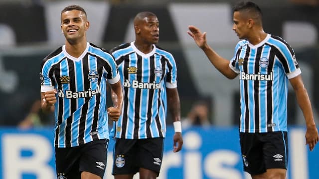 Grêmio 3 x 1 Goiás: as imagens da partida