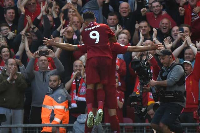 Roberto Firmino (Liverpool) - O Liverpool mostrou mais uma vez a força do seu poderio ofensivo e venceu o Brighton por 4 a 0. Lovren, Robertson, Salah e Lovren fizeram os gols dos Reds. Firmino saiu de campo sem gol e assistência, mas demonstrou a mobilidade e participação de sempre, com dribles e jogadas de perigo.