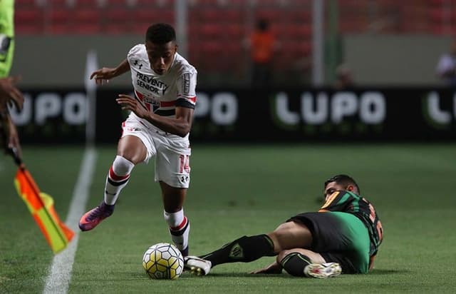 Último duelo: América-MG 1x0 São Paulo - (31/10/2016) - Campeonato Brasileiro