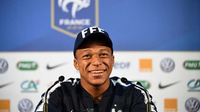 Coletiva no Mbappé, da França