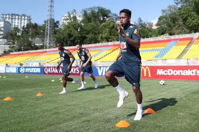 Fred durante treino da Seleção Brasileira em Sochi