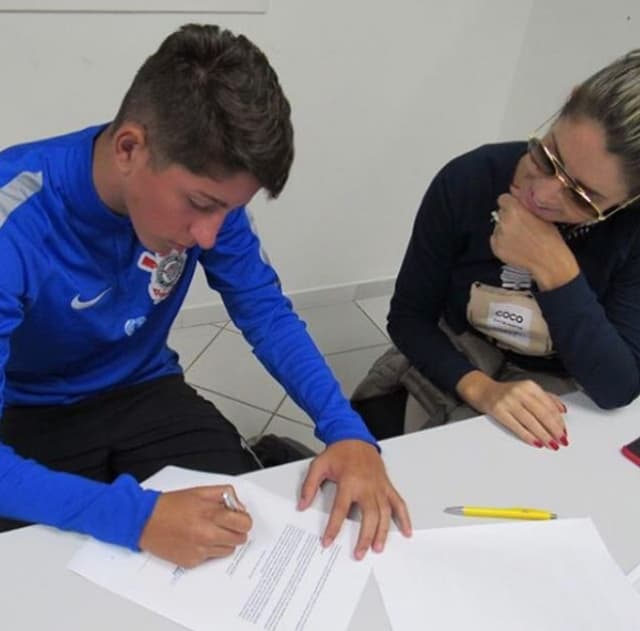 Luigi Gaspar é jogador do time sub-14 do Corinthians