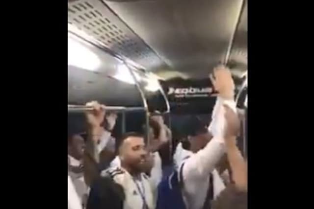 Festa no ônibus da Argentina