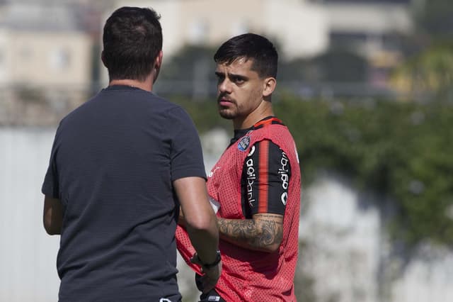 Treino Corinthians Fágner