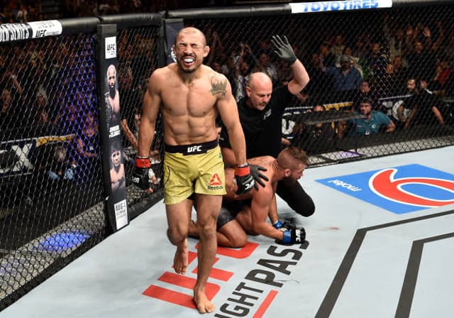 Aldo voltou e vencer no Ultimate e afirmou que está de novo na briga pelo topo dos penas (Foto: Getty Images)