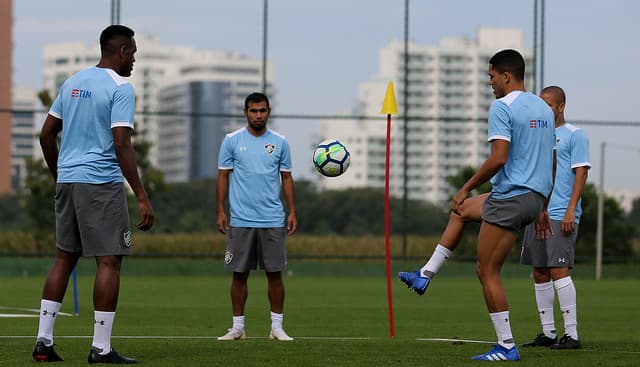 Sornoza - Treino Fluminense