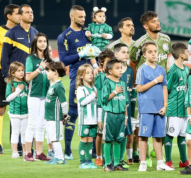 Weverton e Gustavo Scarpa