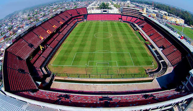 Estádio Brigadier General Estanislao López, o "Cemitério de Elefantes"