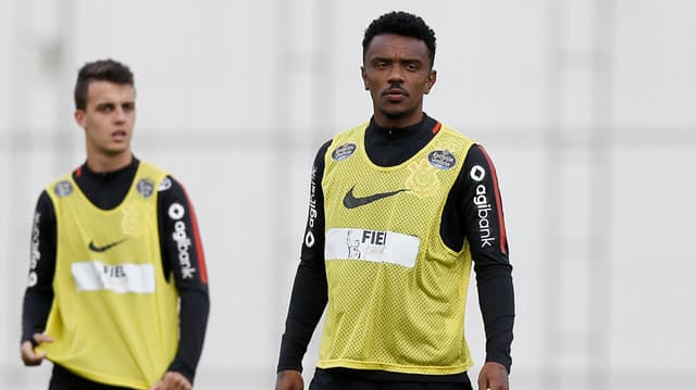 Treino Corinthians - Paulo Roberto