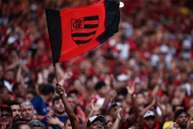 Exposição reúne trajetória do Flamengo na Casa França Brasil