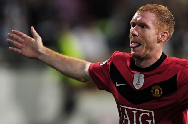 Paul Scholes (Manchester  United) - 17 participações