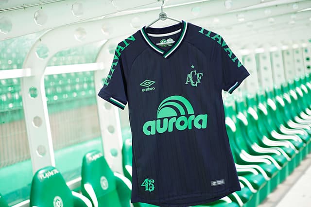 Terceiro uniforme da Chapecoense 2018