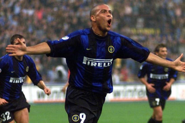 99 - Ronaldo Fenomeno