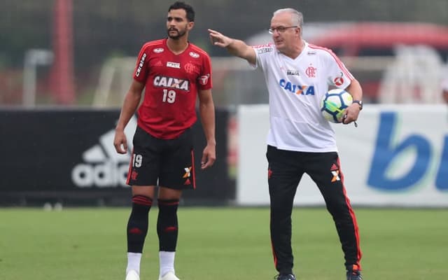 Henrique Dourado e Dorival