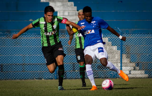 Raposa e Coelho deixaram para trás rivais históricos como o Galo