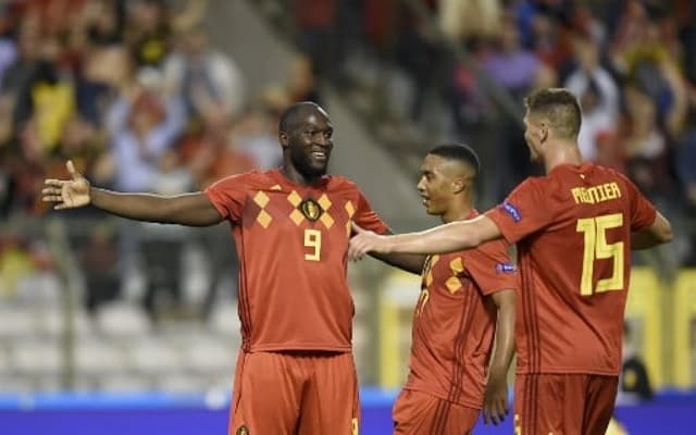 Lukaku e Meunier - Bélgica x Suíça