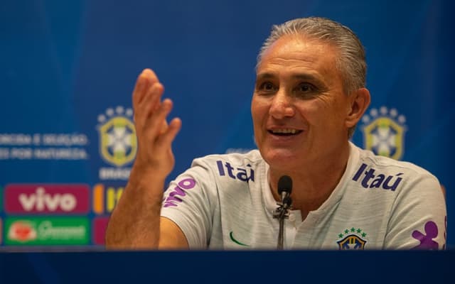 O técnico Tite convoca nesta sexta-feira a Seleção Brasileira para dois amistosos (um deles o Uruguai, em Londres) que acontecem em novembro. Como é uma fase de observações, é bem provável que ele promova surpresas na relação. O L! lista dez nomes que podem pintar. Confira