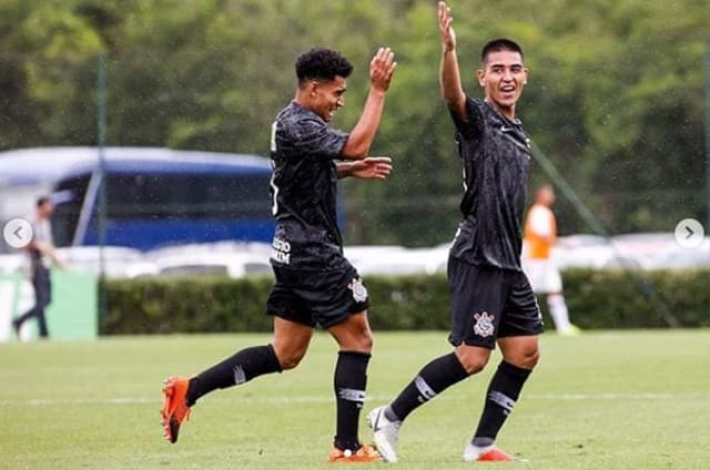 Fabrício Oya Corinthians