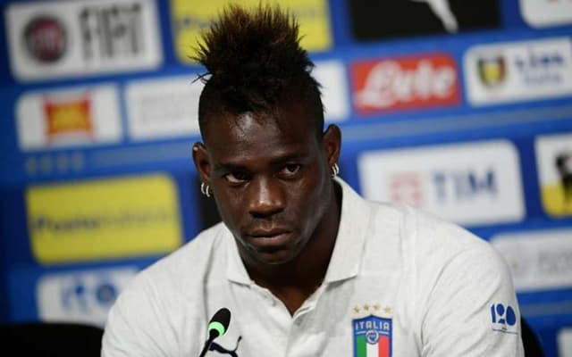 Mario Balotelli algum pentado diferente dos ultimos anos