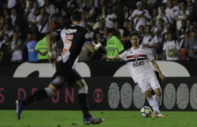 Rodrigo Caio fugiu do assunto ao ser questionado sobre sua permanência no São Paulo em 2019