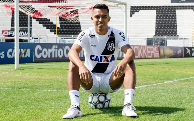 Igor Vinicius - novo lateral do São Paulo