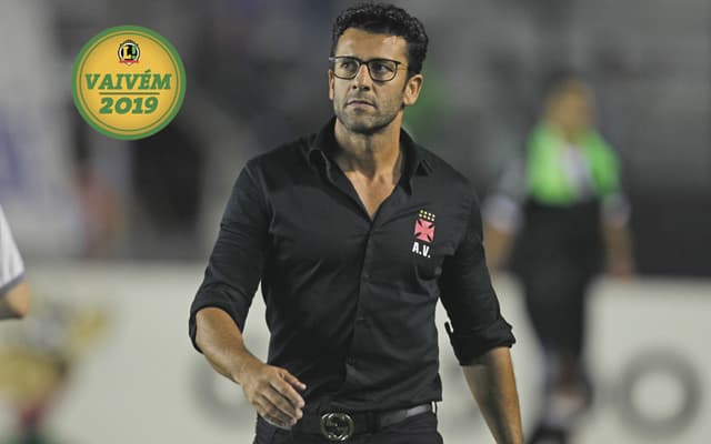 Alberto Valentim pode não ficar no Vasco para 2019. Confira a seguir outras imagens na galeria especial do LANCE!