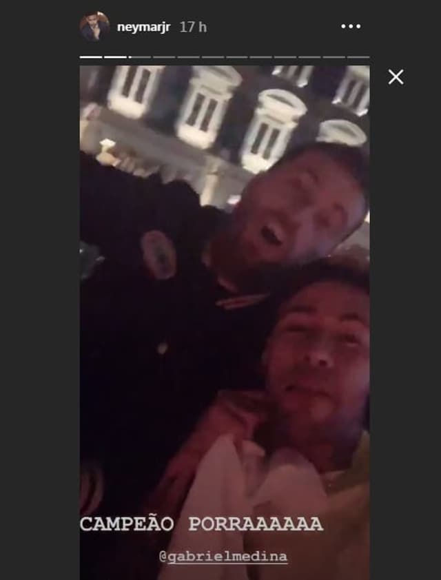 Neymar foi um dos primeiros a parabenizar o amigo surfista pelo título