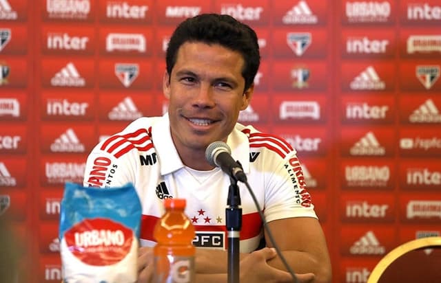 Apresentação de Hernanes