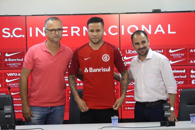 Bruno - Apresentação Internacional