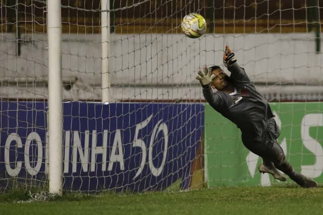 Alexander - goleiro sub-20 do Vasco