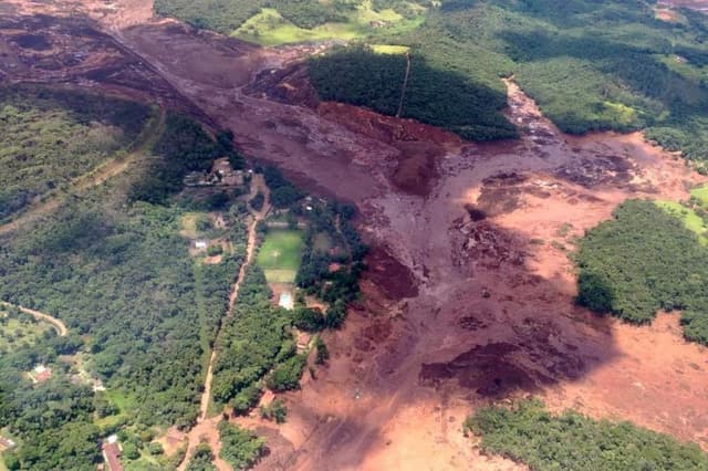 Devastação na cidade de Brumadinho