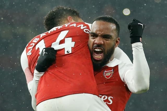 Arsenal x Cardiff - Lacazette e Aubameyang