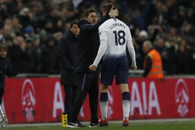 Pochettino e Llorente - Chelsea x Tottenham