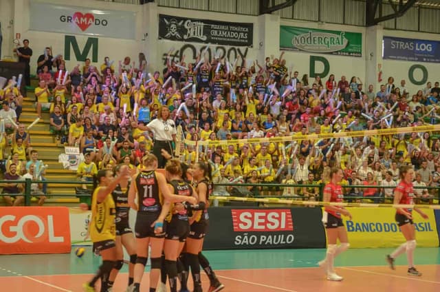 Primeira semifinal da Copa Brasil feminina