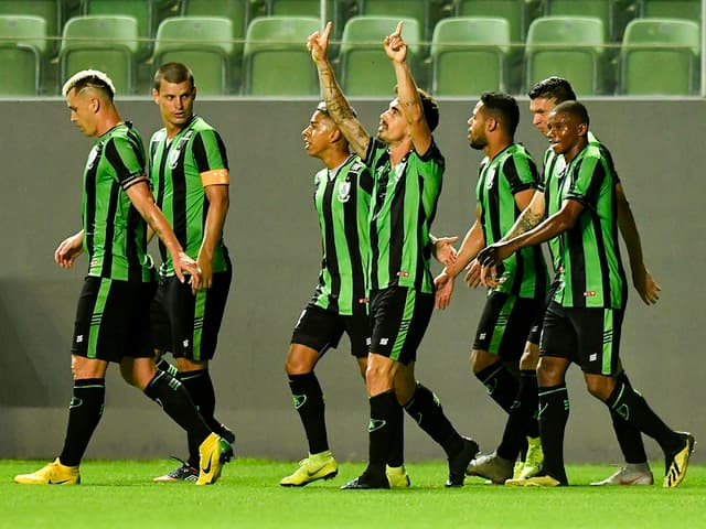 O América-MG teve bom  volume de jogo e garantiu mais três pontos na tabela