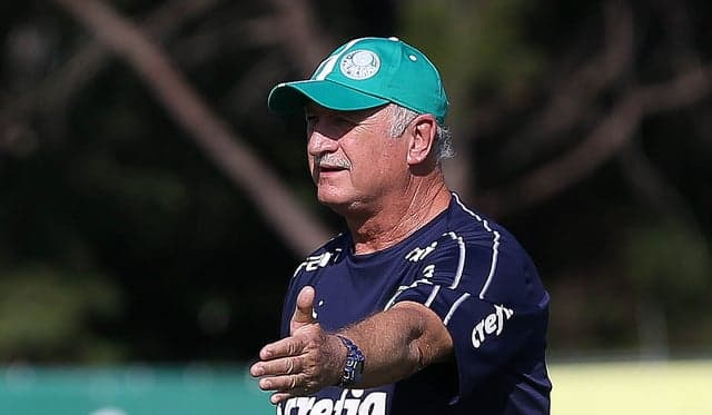 Felipão definiu o time que enfrenta o Bragantino em treinamentos fechados