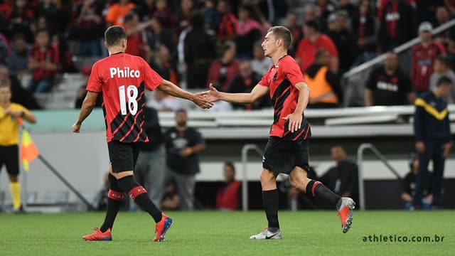 Atacante argentino marcou o primeiro gol com a camisa do clube