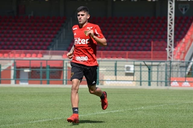 Liziero trabalhou com os preparadores físicos Carlinhos Neves e Pedro Campos