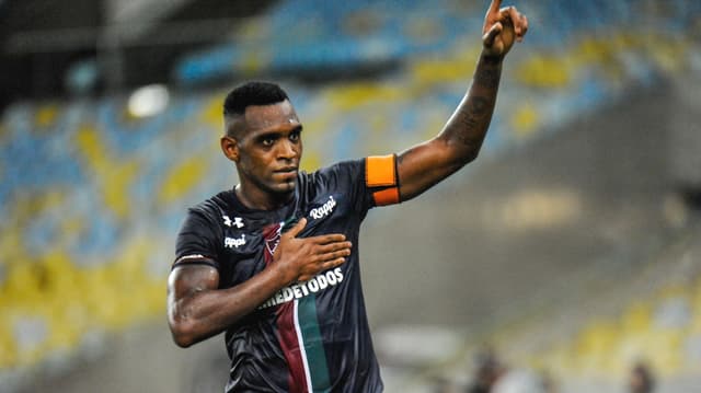 O Fluminense não encontrou dificuldades para vencer o Bangu na noite desta sexta-feira. A estreia de Paulo Henrique Ganso foi celebrada pelos torcedores que estiveram no Maracanã. Em campo, o camisa 10 buscou o jogo, mas sofreu com a falta de ritmo. Quem teve papel de destaque foi Digão, que acertou belo chute no primeiro tempo e abriu o caminho para a vitória por 2 a 0. Caio Henrique completou o marcador. Veja, na sequência, as notas do L! (Por Carlos Bandeira de Mello - carlosandrade@lancenet.com.br)<br>