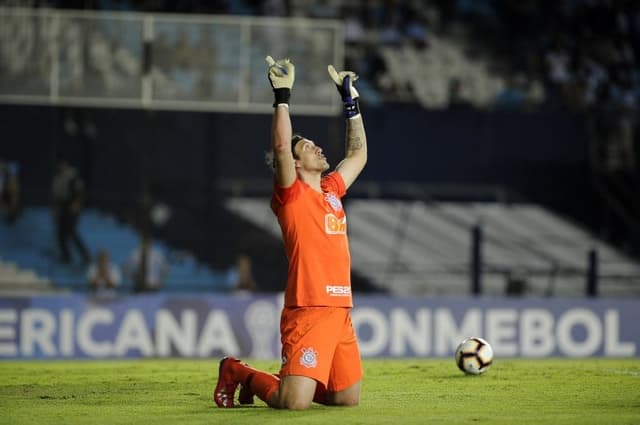 Racing x Corinthians Cássio