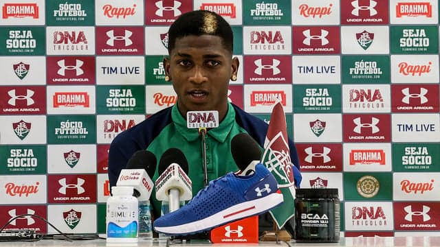 Yony González - Coletiva Fluminense