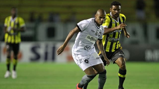 Volta Redonda x Botafogo Leo Valenci Rickson