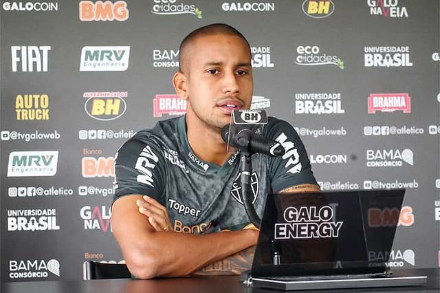 Jair está na expectativa de ser um dos escolhidos para o meio de campo do Galo na jogo contra o Cerro Porteño