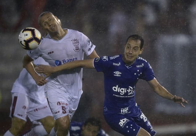 Huracán x Cruzeiro