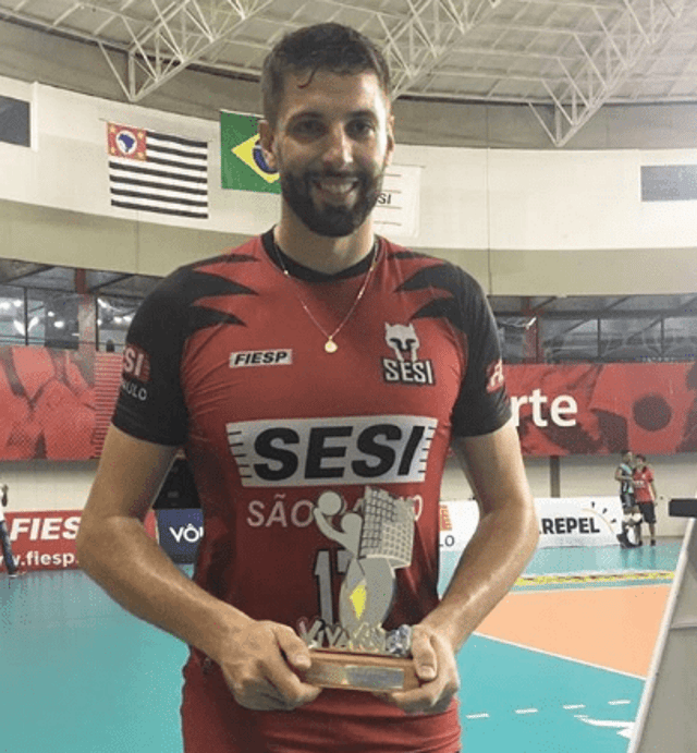 Gustavão foi o melhor do jogo